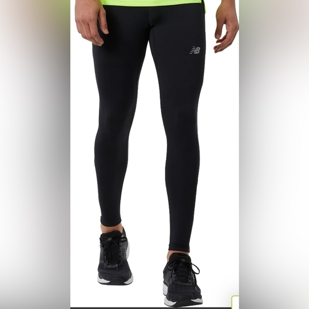 Large men’s (unisex?) New Balance tights with pockets.